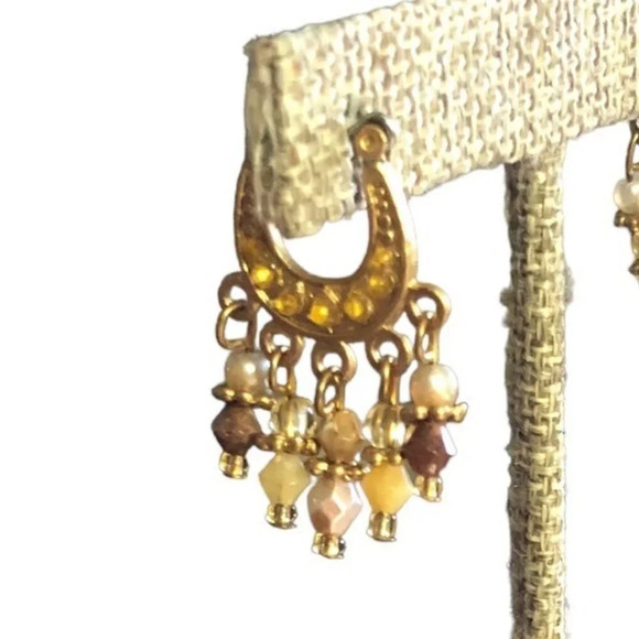 Unbranded 3/4" W x 1 1/4" H Matte Gold Beige Tan Women's Daggle Pierced Earrings - Picture 2 of 6